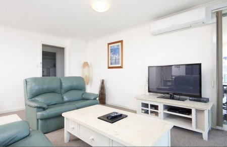Sails Apartments - Foster Accommodation 4