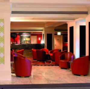 Vibe Savoy Hotel Melbourne - Foster Accommodation 1