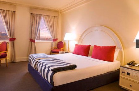 Vibe Savoy Hotel Melbourne - Foster Accommodation 3