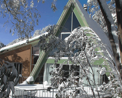 Ripparoo Ski Lodge - Foster Accommodation