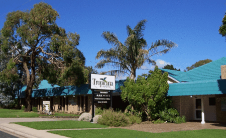 The Tropicana Motor Inn - Foster Accommodation