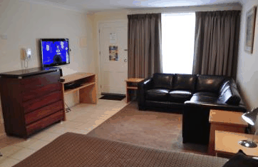 Emu Point Motel - Foster Accommodation