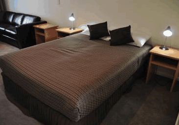 Emu Point Motel - Foster Accommodation 1