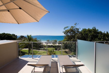 Maison Noosa Luxury Beachfront Resort - Foster Accommodation 1