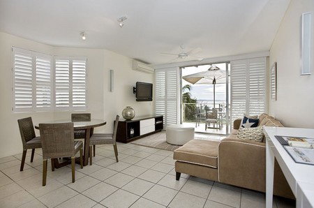 Maison Noosa Luxury Beachfront Resort - Foster Accommodation 4