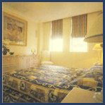 Manor Apartment Hotel - Foster Accommodation 4