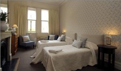 The Russell Hotel - Foster Accommodation 1