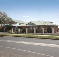Across Country Motor Inn - Foster Accommodation