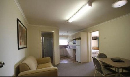 Araluen Motor Lodge - Foster Accommodation 0