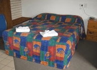 Chalet Motor Inn - Foster Accommodation