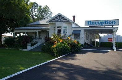 Colonial Court Motor Inn - Foster Accommodation 0