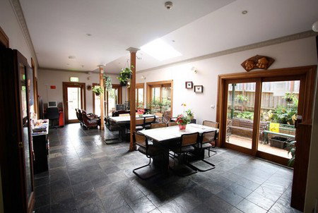 Alishan International Guesthouse - Foster Accommodation 5