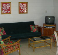 Palm View Holiday Apartments - Foster Accommodation