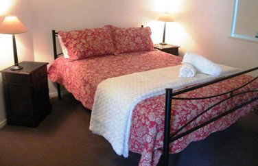 Clarks Beach Apartment - Foster Accommodation 4