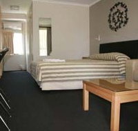 Queensgate Motel - Foster Accommodation