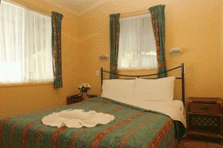 Cane Village Holiday Park - Foster Accommodation 0