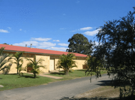 Glenlodge Caravan Village - Foster Accommodation 3