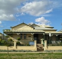 Meleden Villa - Foster Accommodation