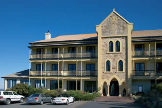 Grand Mercure Mount Lofty House - Foster Accommodation 1