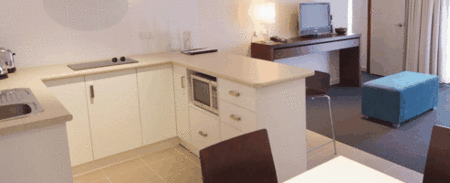 Standpipe Golf Motor Inn - Foster Accommodation