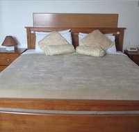 The Plough Hotel - Foster Accommodation