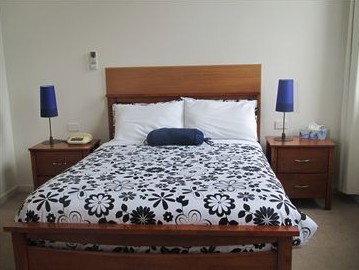 The Plough Hotel - Foster Accommodation 3