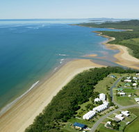 SeaEagles Beach Resort - Foster Accommodation