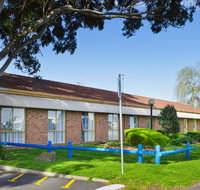 Frankston Holiday Park - Foster Accommodation