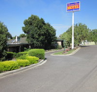 Farnham Court Motel - Foster Accommodation