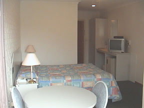 Hume Villa Motor Inn - Foster Accommodation 5