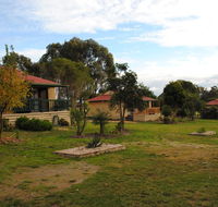 Lakes Entrance Country Cottages - Foster Accommodation