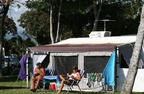 BIG4 Rollingstone Beach Caravan Resort - Foster Accommodation 3