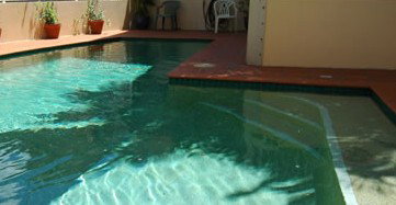 Spring Hill Gardens Apartments - Foster Accommodation 1