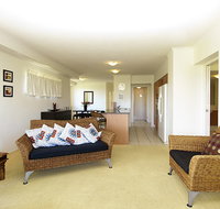 Oaks Seaforth Resort - Foster Accommodation