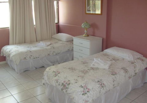 Queensleigh Holiday Apartments - Foster Accommodation 3