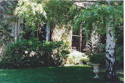 Tally Ho Lodge - Foster Accommodation 2