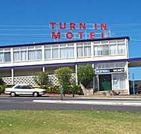 Turnin Motel - Foster Accommodation