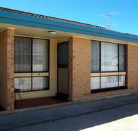 Stansbury Villas - Foster Accommodation