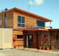 Shboo Shelly Beach Lodge - Foster Accommodation