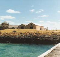 Mt Dutton Bay Woolshed Hostel - Foster Accommodation