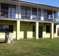 Sea Lime Beach House - Foster Accommodation