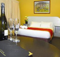 Victoria Hotel - Strathalbyn - Foster Accommodation