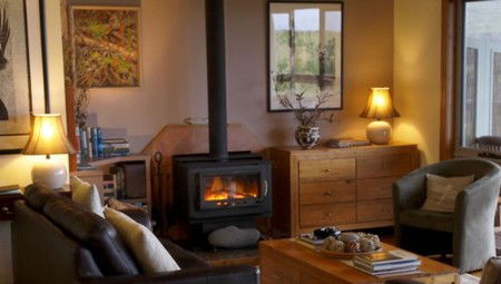 Sea Dragon Lodge - Foster Accommodation 3