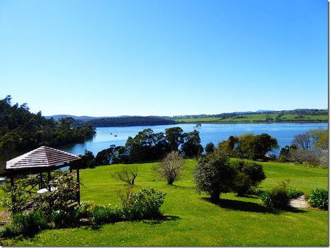 Tamar River Retreat - Foster Accommodation 4