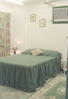 Frangipanni Bed And Breakfast - Foster Accommodation 0
