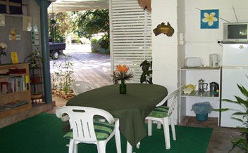 Frangipanni Bed And Breakfast - Foster Accommodation 2