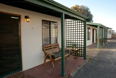 Moonta Bay Road Cabins And Cottages - Foster Accommodation 0