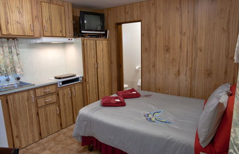 Moonta Bay Road Cabins And Cottages - Foster Accommodation 5