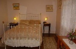Naimanya Cottage - Foster Accommodation 1