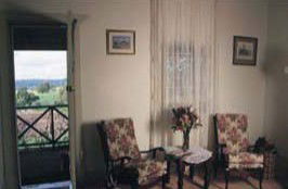 Naimanya Cottage - Foster Accommodation 2